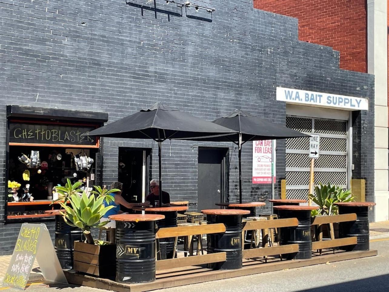 Rooftops On Henrycentre Of West End Cafes Fremantle Kültér fotó